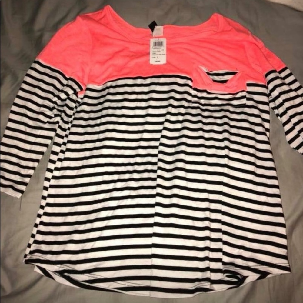 SOLD 🙈 Striped shirt